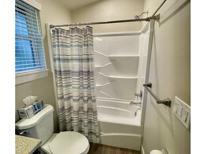 ADU/Apartment Bathroom