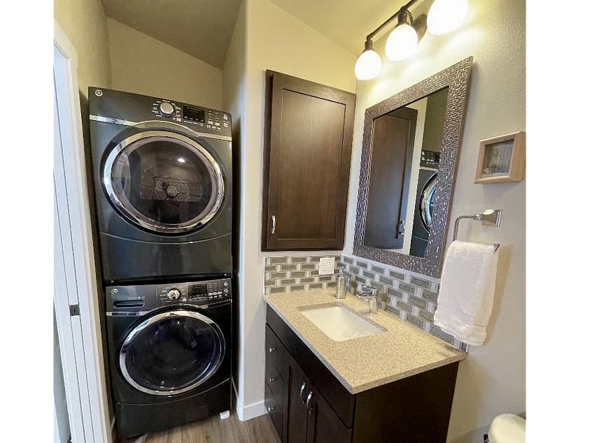 ADU/Apartment Washer/Dryer